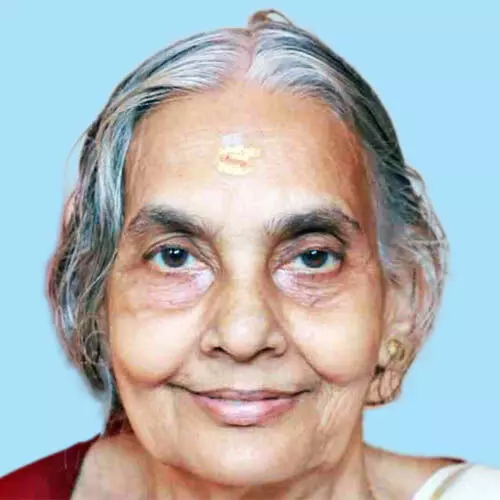 ശാ​ര​ദ അ​മ്മ