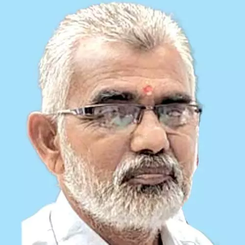 രാ​മ​ച​ന്ദ്ര​ന്‍