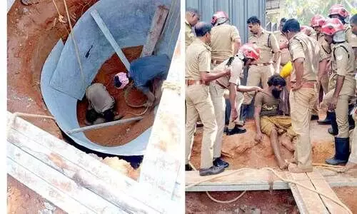 മണ്ണിടിഞ്ഞ്​ കിണറിനുള്ളിൽ കുടുങ്ങിയ തൊഴിലാളിയെ രക്ഷപ്പെടുത്തി