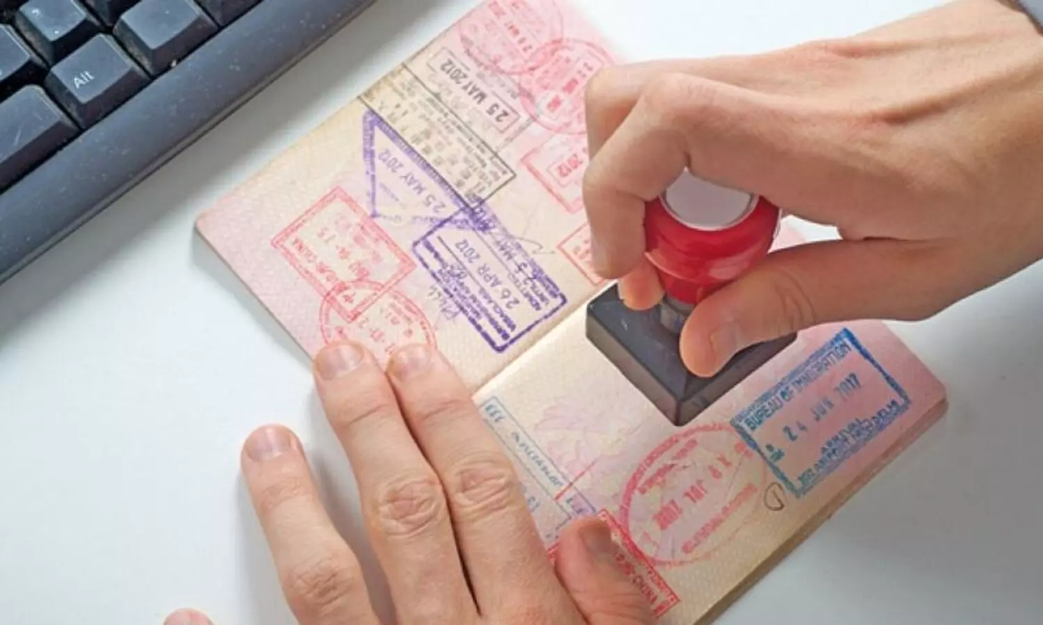 ഇന്ത്യക്കാർക്ക്​ ഒമാനിലേക്ക്​ വിസരഹിത യാത്ര; വാർത്ത അടിസ്ഥാനരഹിതം -റോയൽ ഒമാൻ പൊലീസ്​