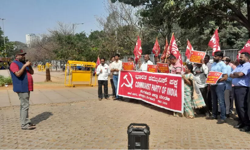 സി.പി.ഐ സംസ്ഥാനതല പ്രതിഷേധം സംഘടിപ്പിച്ചു സി.പി.ഐ സംസ്ഥാനതല പ്രതിഷേധം സംഘടിപ്പിച്ചു