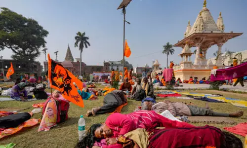 മാ​ധ്യ​മ-​സു​ര​ക്ഷാ വ​ല​യ​ത്തി​ൽ അയോധ്യ