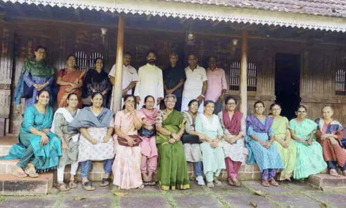 ‘കൂട്ടിരിക്കാം, കേട്ടിരിക്കാം’; ഇത്​ അഞ്ചിലിപ്പ മാതൃക