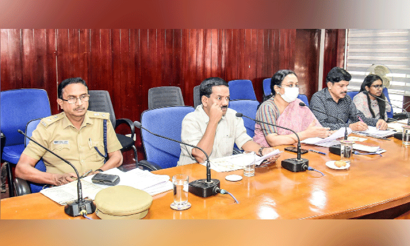 മാ​രാ​മ​ണ്‍ ക​ണ്‍വ​ന്‍ഷ​ന്‍, അ​യി​രൂ​ര്‍-ചെ​റു​കോ​ല്‍പ്പു​ഴ ഹി​ന്ദു​മ​ത പ​രി​ഷ​ത്ത്, മ​ഞ്ഞ​നി​ക്ക​ര പെ​രു​ന്നാ​ള്‍ ഒ​രുക്കം വിലയിരുത്തി മന്ത്രി വീണ ജോര്‍ജ്