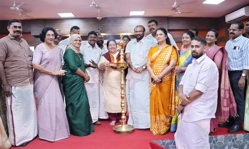 വൈവിധ്യമാർന്ന വികസന പദ്ധതികളുമായി എറണാകുളം ജില്ലാ പഞ്ചായത്ത് വികസന സെമിനാർ വൈവിധ്യമാർന്ന വികസന പദ്ധതികളുമായി എറണാകുളം ജില്ലാ പഞ്ചായത്ത് വികസന സെമിനാർ