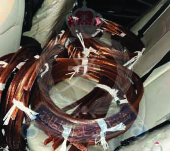 ഇ​ല​ക്​​ട്രി​ക് കേ​ബ്​​ളു​കൾ മോ​ഷ്ടി​ക്ക​ൽ; അ​ഞ്ച്​ വി​ദേ​ശി​ക​ൾ പി​ടി​യി​ൽ