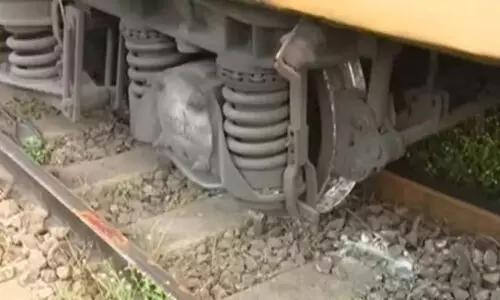 ഷണ്ടിങ്ങിനിടെ ​ട്രെയിൻ പാളം തെറ്റിയതിന് കാരണം അശ്രദ്ധയെന്ന് റിപ്പോർട്ട്