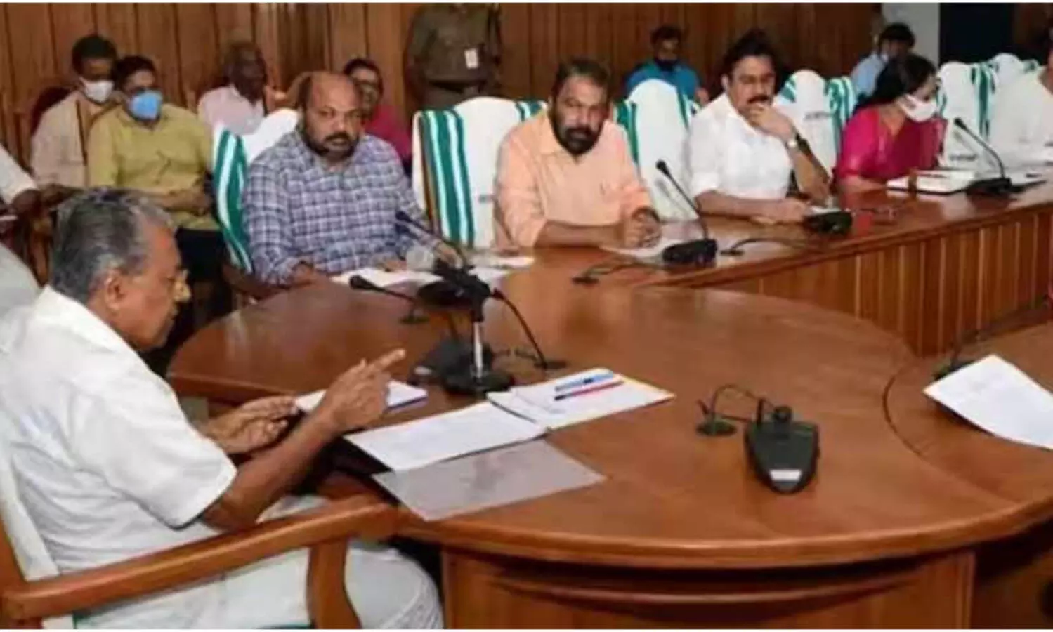 പാതയോര അമിനിറ്റി സെന്‍ററിന് 2.2 ഹെക്ടർ പതിച്ചു നൽകി