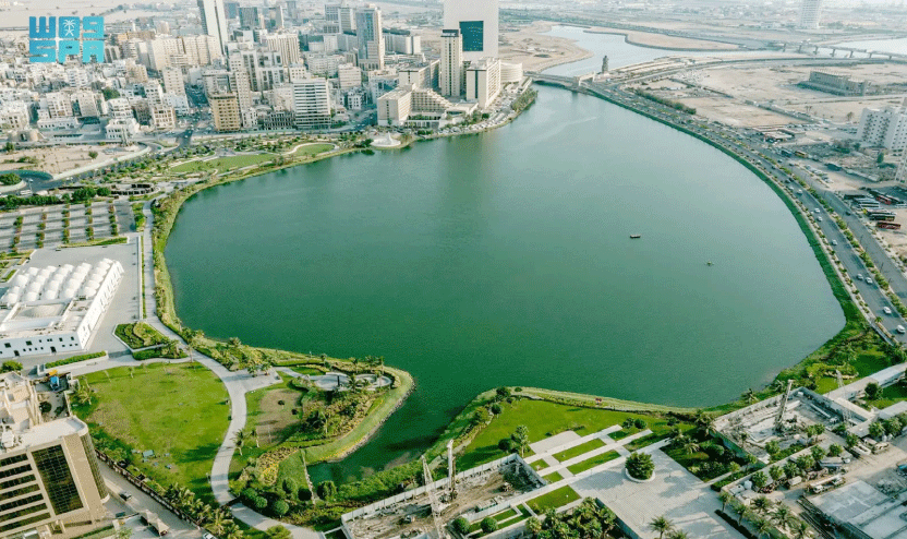 ജി​ദ്ദ ബ​ല​ദി​ൽ നി​ർ​മി​ക്കു​ന്ന ത​ടാ​കം ആ​ദ്യ​ഘ​ട്ടം പൂ​ർ​ത്തി​യാ​യി