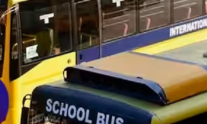 മദ്യപിച്ച് വാഹനമോടിക്കൽ; 16 സ്കൂൾ ബസ് ഡ്രൈവർമാർക്കെതിരെ കേസ് മദ്യപിച്ച് വാഹനമോടിക്കൽ; 16 സ്കൂൾ ബസ് ഡ്രൈവർമാർക്കെതിരെ കേസ്