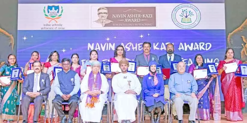 മികവ് പുലർത്തിയ അധ്യാപകർക്ക് ഇന്ത്യൻ സ്കൂൾ ബോർഡിന്റെ ആദരം മികവ് പുലർത്തിയ അധ്യാപകർക്ക് ഇന്ത്യൻ സ്കൂൾ ബോർഡിന്റെ ആദരം