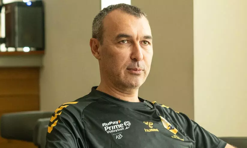 ദേജന് വുലിസിവിച്ച് ബ്ലൂ സ്പൈക്കേഴ്സ് പരിശീലകന് ദേജന് വുലിസിവിച്ച് ബ്ലൂ സ്പൈക്കേഴ്സ് പരിശീലകന്