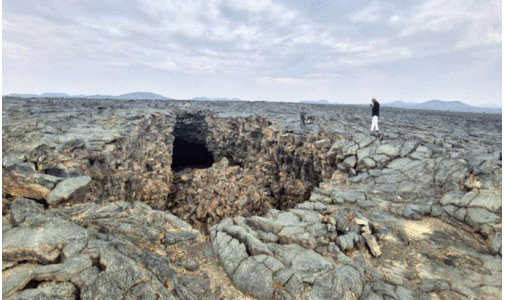 സൗദിയിലെ ഏ​റ്റ​വും നീ​ളം​കൂ​ടി​യ ഗു​ഹ ടൂ​റി​സ്​​റ്റ്​ കേ​ന്ദ്ര​മാ​ക്കു​ന്നു