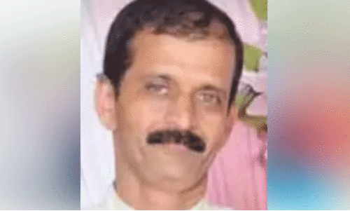 ക​ർ​ഷ​ക​ൻ ജീ​വ​നൊ​ടു​ക്കി​യ നി​ല​യി​ൽ