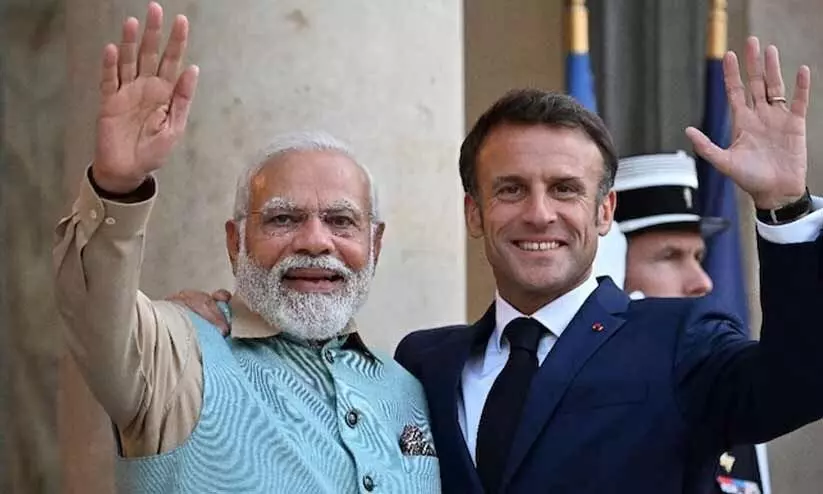 ഫ്രഞ്ച് പ്രസിഡന്റ് ഇമ്മാനുവൽ മാക്രോൺ ഇന്ത്യയിലേക്ക്; പ്രധാനമന്ത്രിക്കൊപ്പം റോഡ്ഷോ
