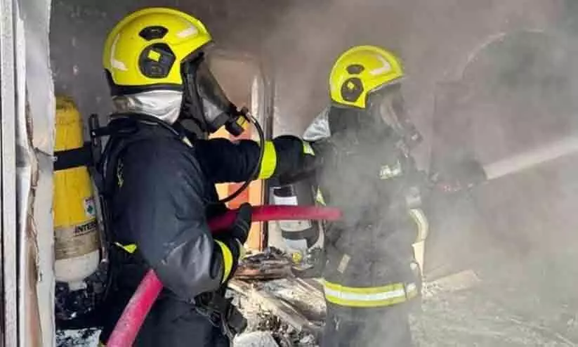 ബർക്കയിൽ വീടിന് തീ പിടിച്ച് ഒരാൾ മരിച്ചു ബർക്കയിൽ വീടിന് തീ പിടിച്ച് ഒരാൾ മരിച്ചു