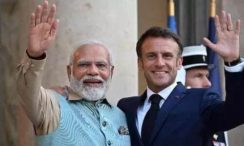 ഫ്രഞ്ച് പ്രസിഡന്റ് ഇമ്മാനുവൽ മാക്രോൺ ഇന്ത്യയിലേക്ക്; പ്രധാനമന്ത്രിക്കൊപ്പം റോഡ്ഷോ
