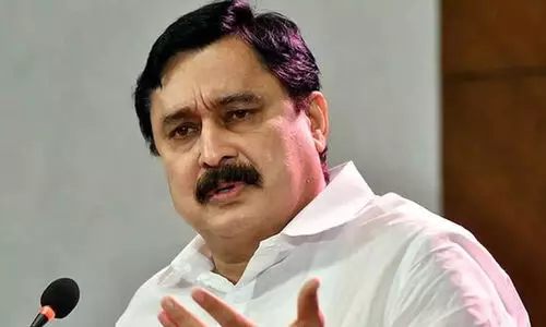 ഹജ്ജിന് കോഴിക്കോട്ടു നിന്ന് അധികനിരക്ക്: വി അബ്ദുറഹിമാൻ കേന്ദ്രമന്ത്രിക്ക് കത്തെഴുതി