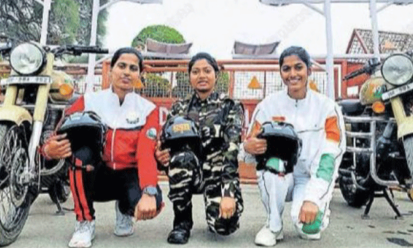 സന്ധ്യ, സൗമ്യ, ആര്യ