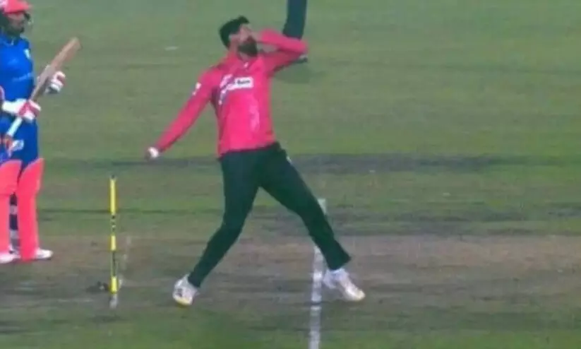 ഒരോവറിൽ മൂന്നു നോബാളുകൾ! ശുഐബ് മാലിക് ഒത്തുകളി വിവാദത്തിൽ; ബംഗ്ലാദേശ് പ്രീമിയർ ലീഗ് കരാർ റദ്ദാക്കി ഒരോവറിൽ മൂന്നു നോബാളുകൾ! ശുഐബ് മാലിക് ഒത്തുകളി വിവാദത്തിൽ; ബംഗ്ലാദേശ് പ്രീമിയർ ലീഗ് കരാർ റദ്ദാക്കി