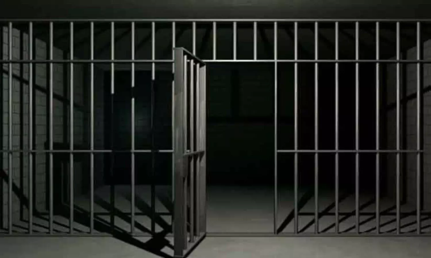 സിംഗപ്പൂരിൽ വീട്ടുജോലിക്കാരിയെ പീഡിപ്പിച്ചതിന് ഇന്ത്യൻ വംശജന് ജയിൽ ശിക്ഷ