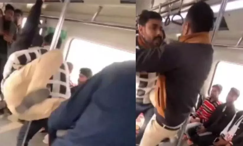 fight at delhi metro