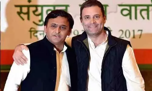 Rahul Gandhi And Akhilesh Yadav