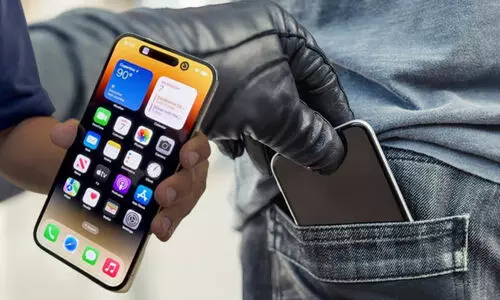 ഐഫോൺ മോഷ്ടിക്കപ്പെട്ടാൽ അത് കണ്ടെത്തി നൽകേണ്ട ഉത്തരവാദിത്തം ആപ്പിളിനില്ല - സുപ്രീം കോടതി