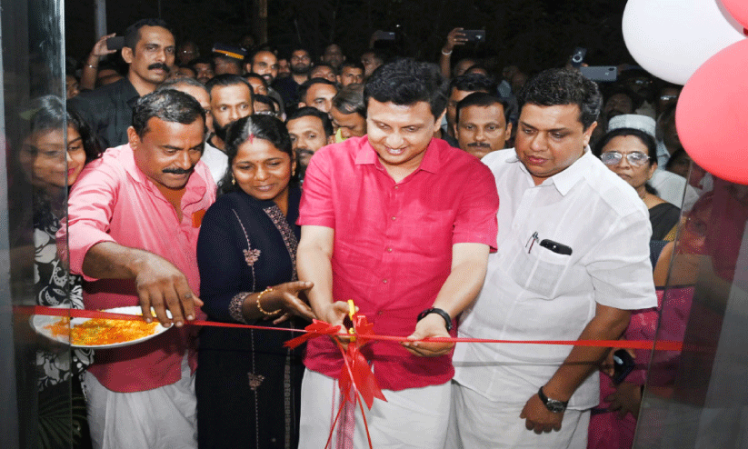 ക്ലിഫ് വാക്കിനും ജവഹർഘട്ടിനും ഒരുകോടി രൂപ വീതം -മന്ത്രി