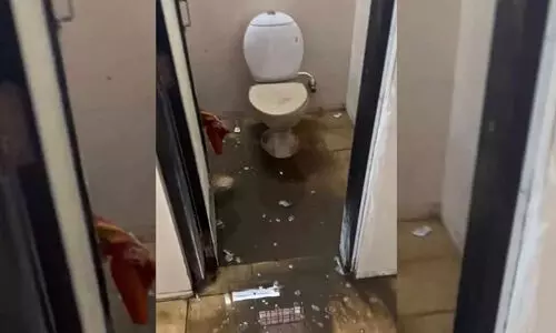 ഹൈദരാബാദ് സ്റ്റേഡിയത്തിലെ മോശം ശുചിമുറികളുടെ ചിത്രം പങ്കുവെച്ച് ഇംഗ്ലീഷ് ആരാധകൻ