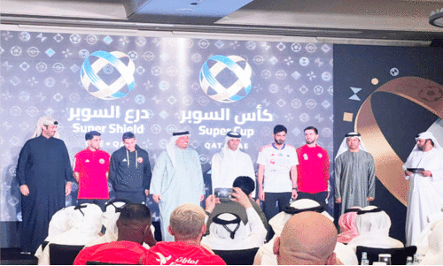 സൂ​പ്പ​ർ ക​പ്പു​മാ​യി ഖ​ത്ത​റും യു.​എ.​ഇ​യും