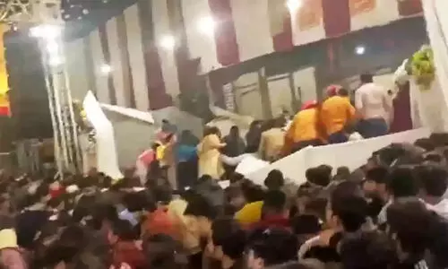 delhi  Kalkaji Mandir collapsed