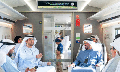 ഇ​ത്തി​ഹാ​ദ്​ റെ​യി​ൽ​പാ​ത​യി​ൽ  ആ​ദ്യ പാ​സ​ഞ്ച​ർ യാ​ത്ര