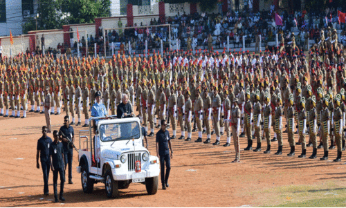 വർണാഭം; റിപ്പബ്ലിക്​ ദിനാഘോഷം