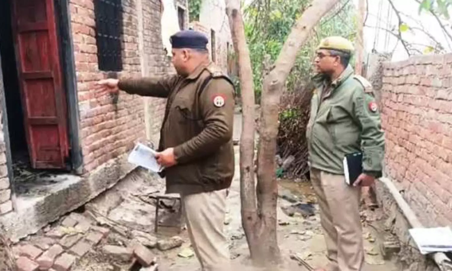 യു.പിയിൽ ഗവ. കോളജ് അധ്യാപകനെ മുറിയിൽ പൂട്ടിയിട്ട് തീകൊളുത്തി കൊലപ്പെടുത്തി