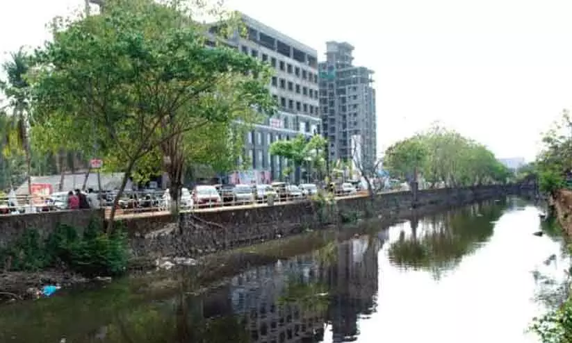 കനോലി കനാലിന്റെ സർവേയും മണ്ണ് പരിശോധനയും പൂർത്തിയാക്കിയെന്ന് മുഖ്യമന്ത്രി കനോലി കനാലിന്റെ സർവേയും മണ്ണ് പരിശോധനയും പൂർത്തിയാക്കിയെന്ന് മുഖ്യമന്ത്രി