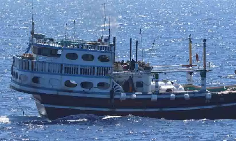 കടൽകൊള്ളക്കാർ തട്ടിയെടുത്ത ഇറാൻ കപ്പൽ മോചിപ്പിച്ച്​ ഇന്ത്യ