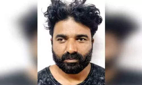 ഷ​നൂ​ബ്