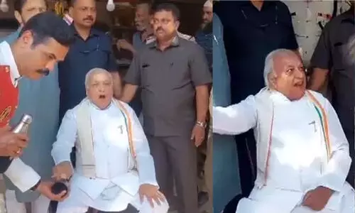 ‘സംസ്ഥാന ഗവർണറാണ്, തെരുവുഗുണ്ടയല്ല, മനോനില പരിശോധിക്കണം’; ആരിഫ് മുഹമ്മദ് ഖാനെതിരെ രൂക്ഷ വിമർശനവുമായി ​‘ദേശാഭിമാനി’