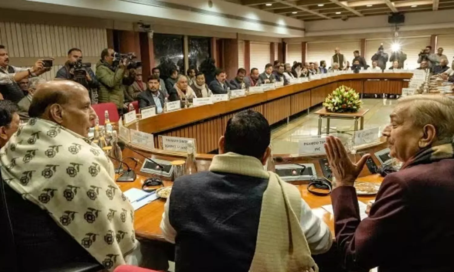 all party meeting 8979