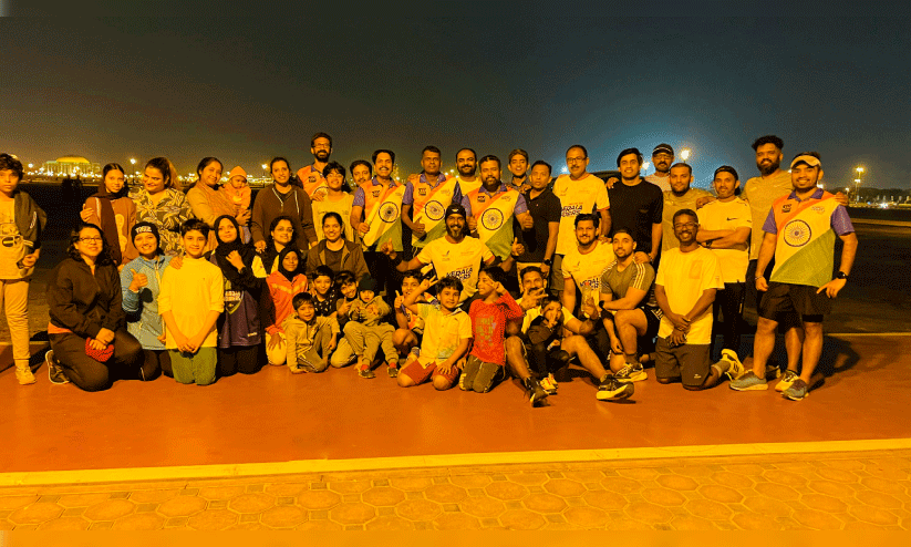 ഷാ​ർ​ജ ട്രൈ ​സ​ർ​ക്കി​ൾ ന​ട​ത്തി​വ​ന്ന റി​പ്പ​ബ്ലി​ക്ഡേ റി​ലേ റ​ൺ ച​ല​ഞ്ചി​ൽ പ​​ങ്കെ​ടു​ത്ത​വ​ർ