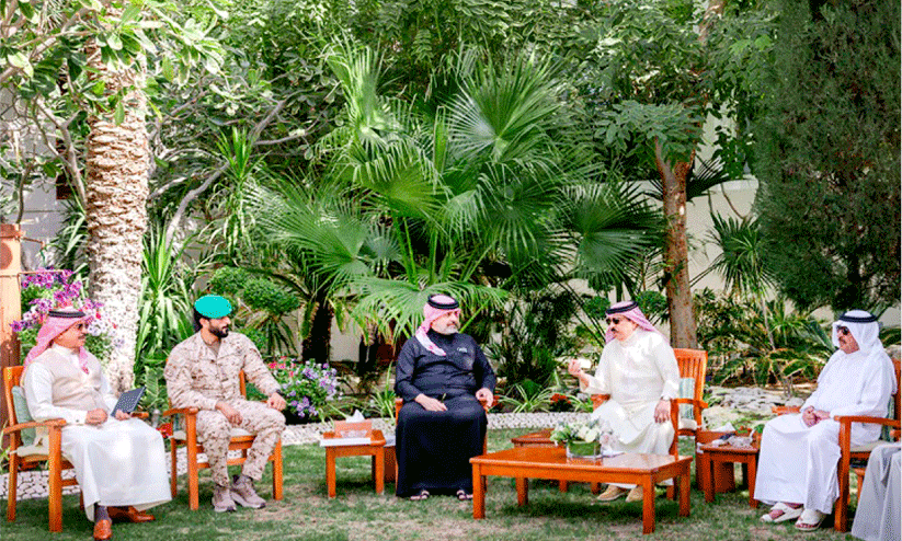 രാ​ജാ​വ്​ ഹ​മ​ദ്​ ബി​ൻ aഈ​സ ആ​ൽ ഖ​ലീ​ഫ സം​സാ​രി​ക്കു​ന്നു