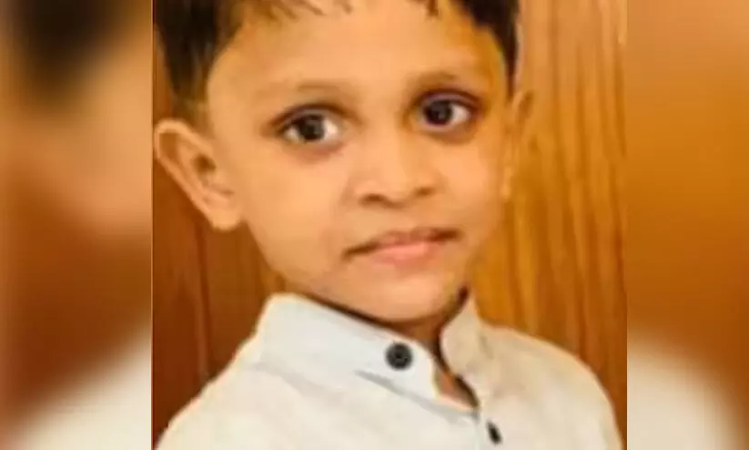 കളിക്കുന്നതിനിടെ ഗേറ്റ് ദേഹത്ത് വീണ് നാല് വയസ്സുകാരൻ മരിച്ചു