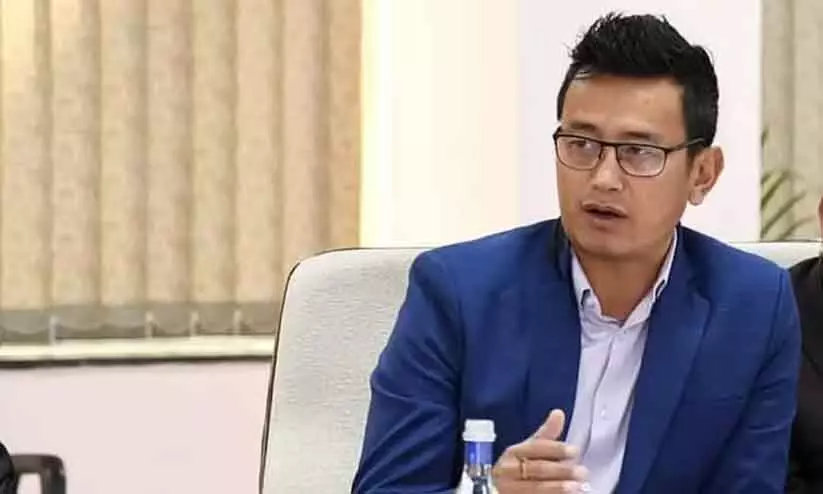 എ.ഐ.എഫ്.എഫിലെ പ്രശ്നങ്ങൾ: ചൗബേ രാജിവെക്കണമെന്ന് ബൂട്ടിയ