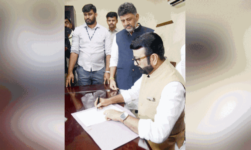 എൻ.എ. ഹാരിസ് എം.എൽ.എ   ബി.ഡി.എ ചെയർമാനായി ചുമതലയേറ്റു