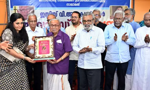 ജയ് ശ്രീറാം വിളിക്ക് പിന്നിൽ വിശ്വാസമല്ല, അധികാരക്കൊതിയാണെന്ന് ടീസ്റ്റ സെറ്റൽവാദ്