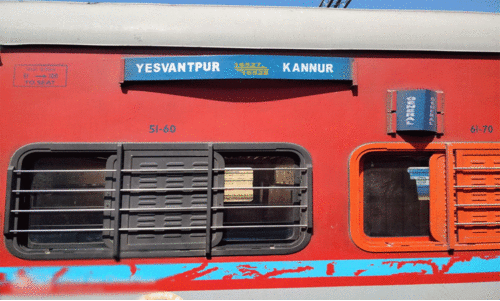 ബംഗളൂരു-കണ്ണൂർ എക്സ്പ്രസ്‌ കോഴിക്കോടെത്തും