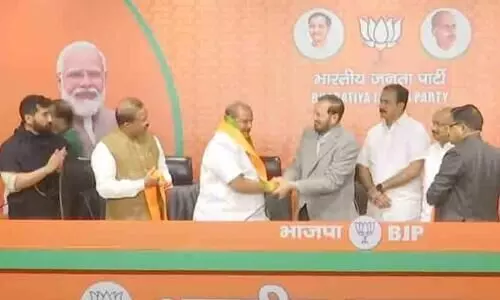 പി.സി. ജോർജും മകനും ബി.ജെ.പിയിൽ; കേരള ജനപക്ഷം സെക്കുലർ പാർട്ടി ബി.ജെ.പിയിൽ ലയിച്ചു