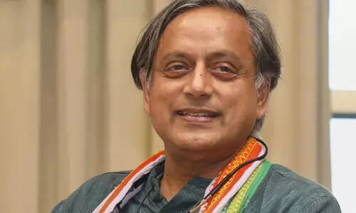 രാഷ്ട്രപതിയുടേത് തെരഞ്ഞെടുപ്പ് പ്രസംഗം -ശശി തരൂർ