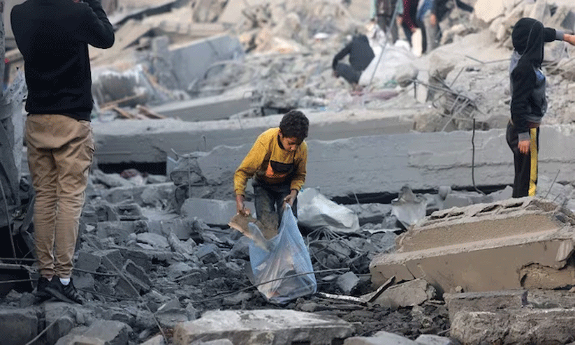 തീരാനൊമ്പരമായി ഗസ്സയിൽ കാൽലക്ഷം അനാഥ കുരുന്നുകൾ തീരാനൊമ്പരമായി ഗസ്സയിൽ കാൽലക്ഷം അനാഥ കുരുന്നുകൾ